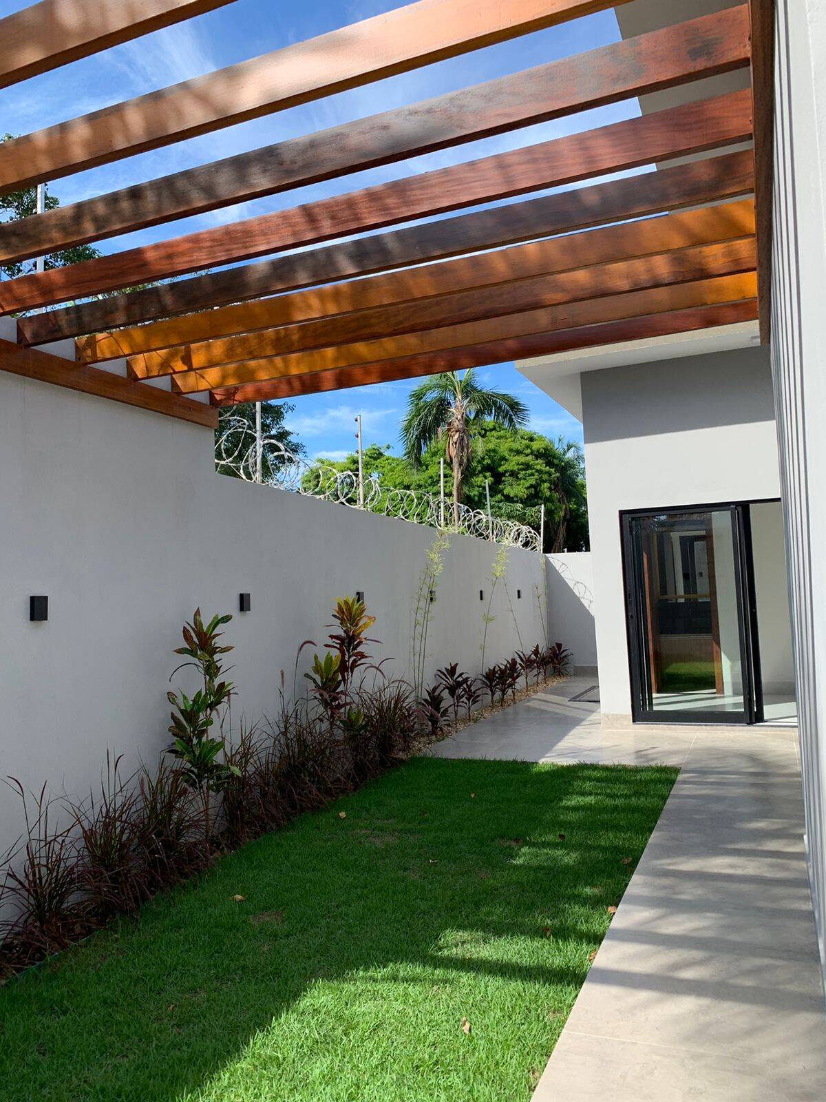 Casa à venda com 3 quartos, 300m² - Foto 11