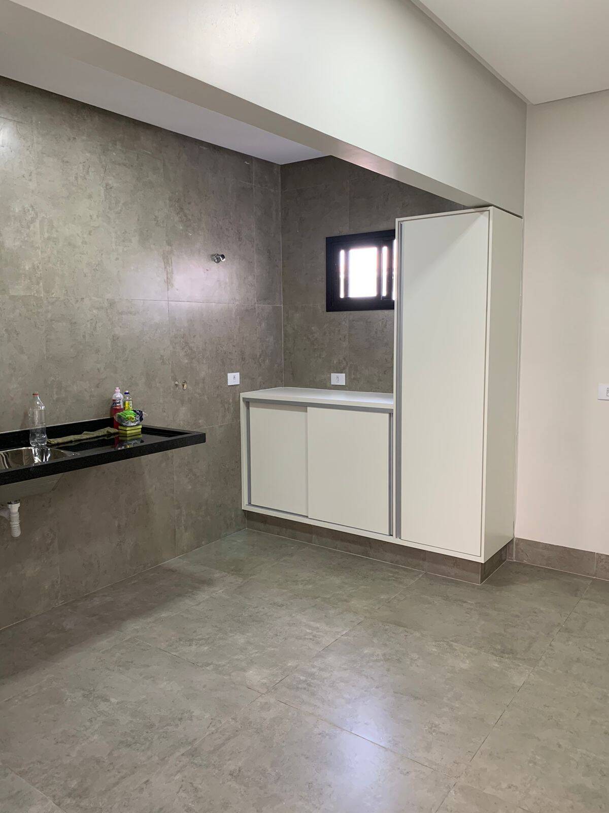 Casa à venda com 3 quartos, 300m² - Foto 17