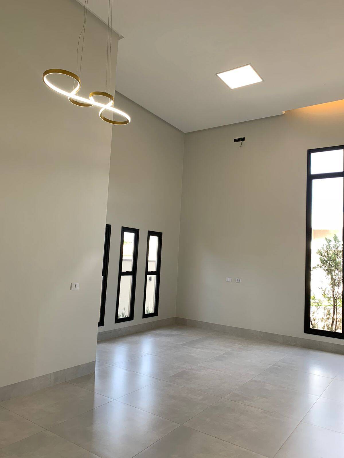 Casa à venda com 3 quartos, 300m² - Foto 25