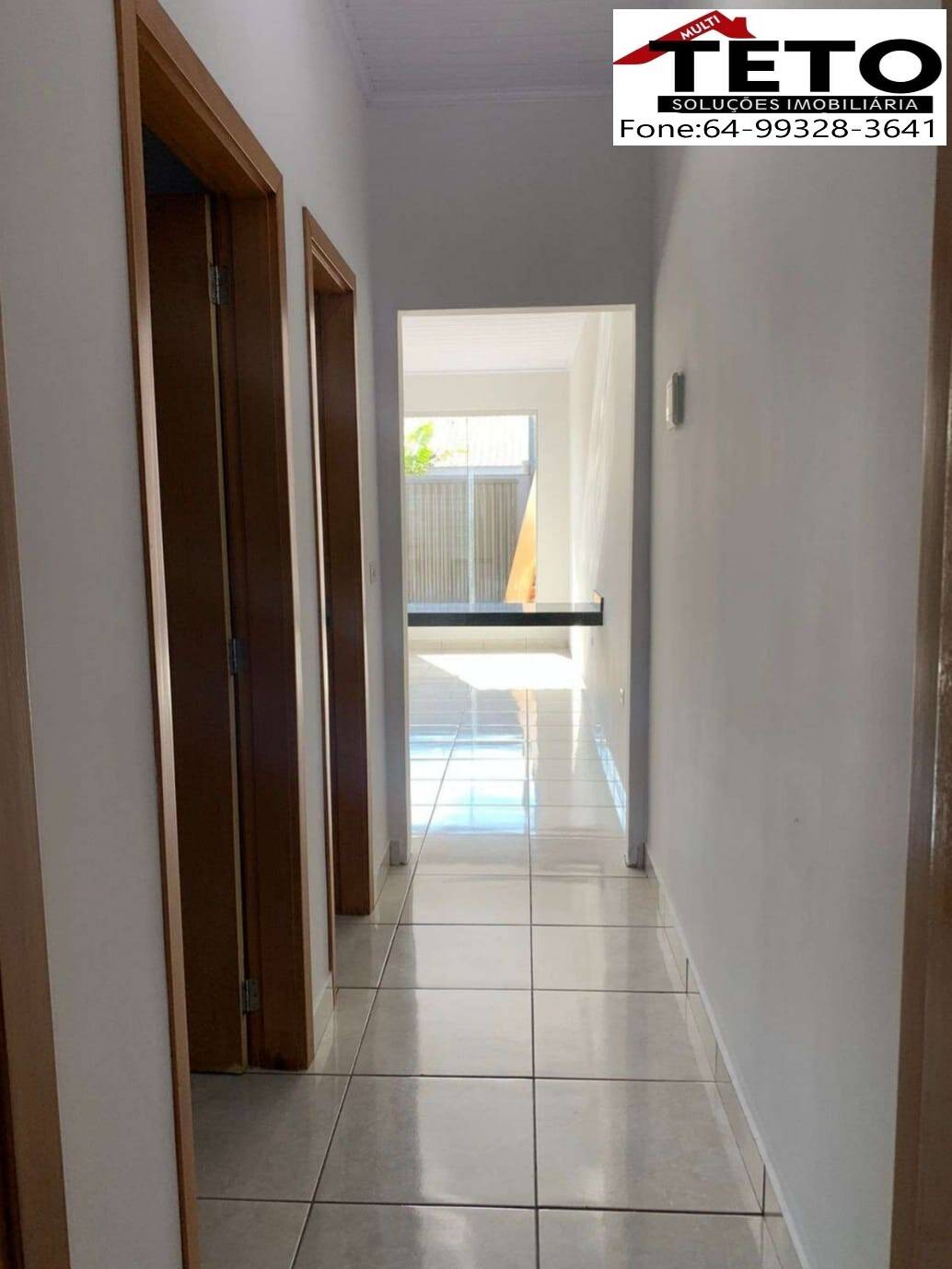 Casa à venda com 2 quartos, 80m² - Foto 8