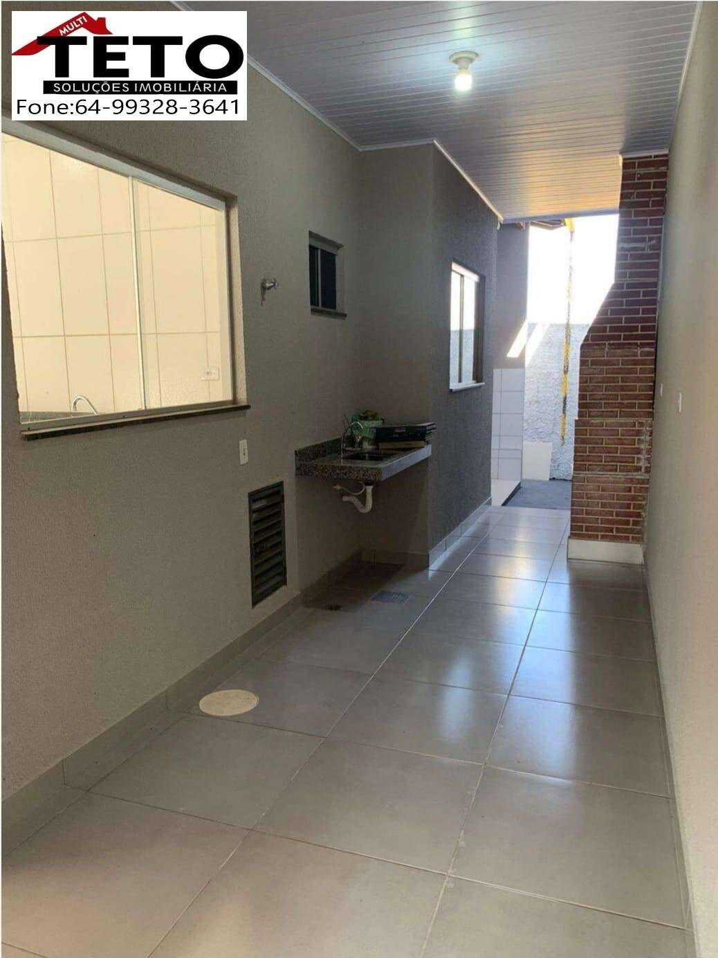 Casa à venda com 2 quartos, 80m² - Foto 9