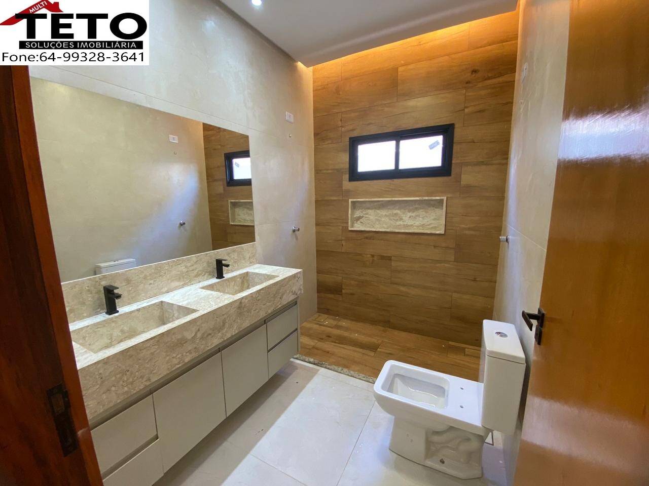 Casa à venda com 3 quartos, 180m² - Foto 4