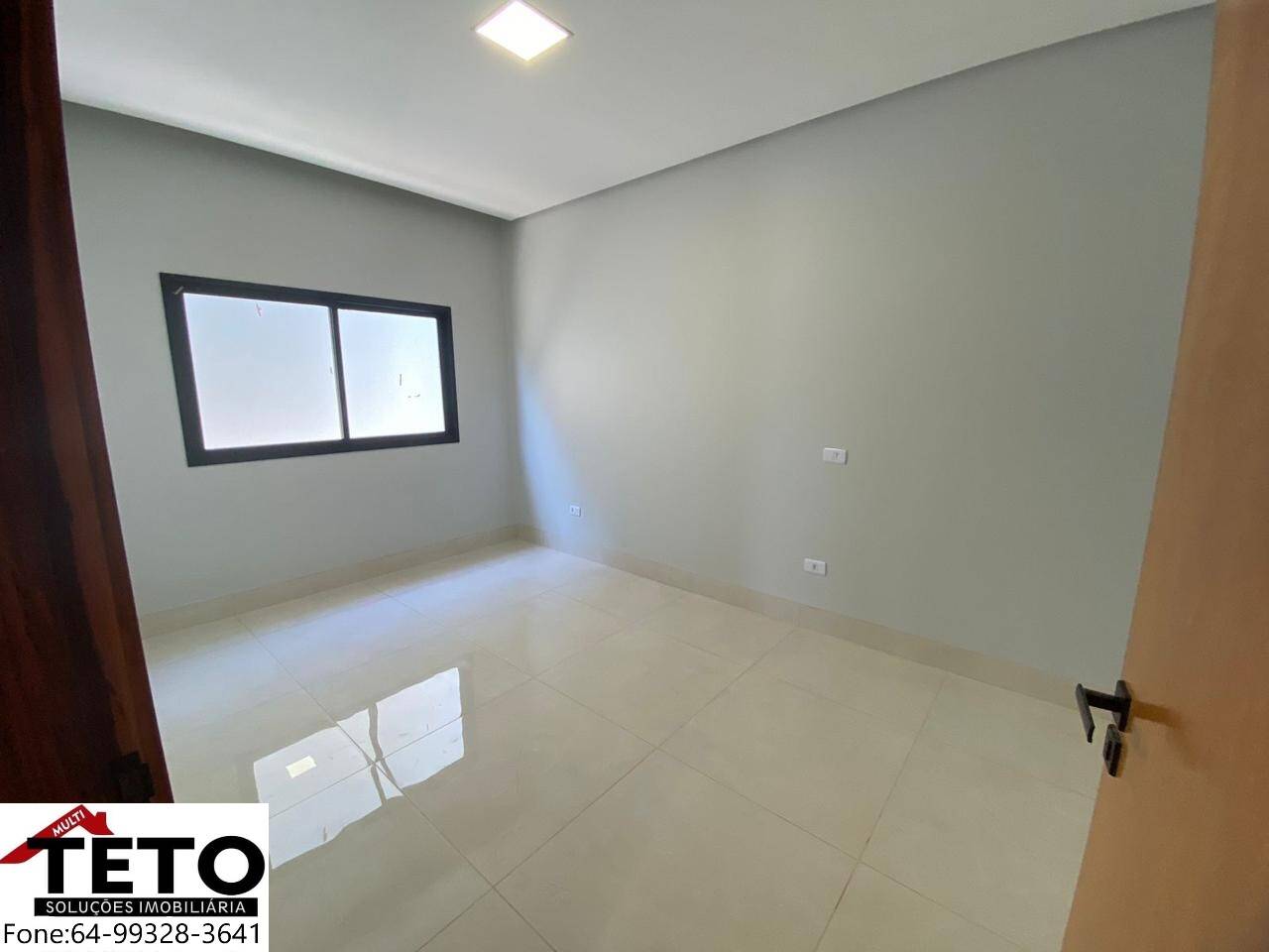 Casa à venda com 3 quartos, 180m² - Foto 11
