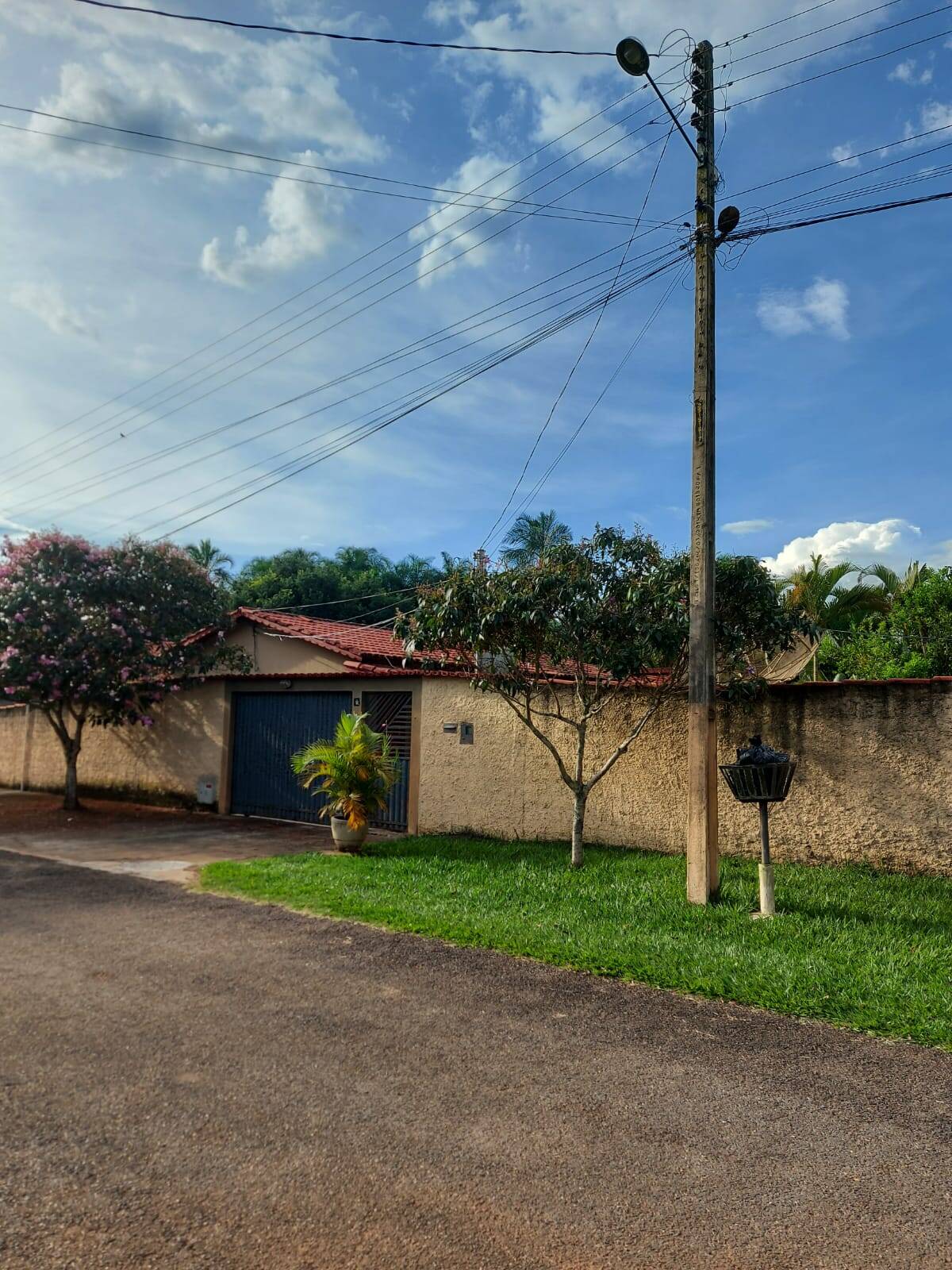 Casa à venda com 3 quartos, 3920m² - Foto 1